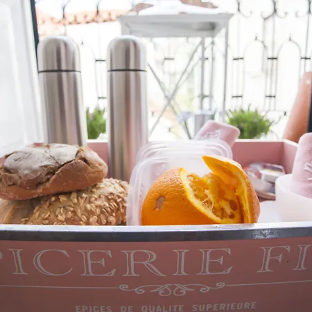 بيت ضيافة Bica 3*